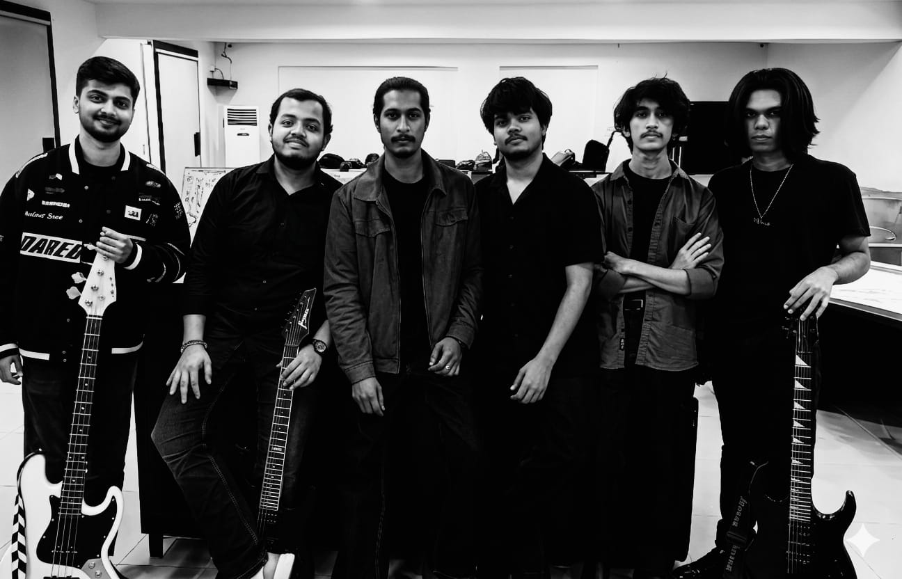 OFF CAMPUS band members together – chaos turned into chemistry